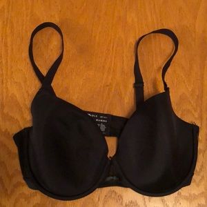 Lovable black underwire bra D cup